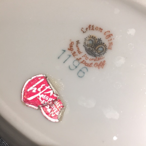 Pair Vintage Lefton China Handpainted Sm Ashtrays - Picture 6 of 8